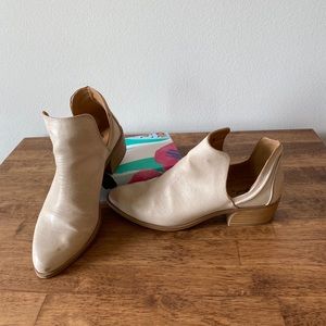 Qupid Open Shank Taupe Booties